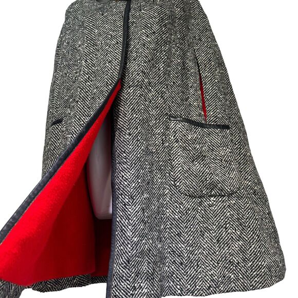 Vintage 80’s wool Herringbone dark academia Cape Cloak Damaged - Picture 4 of 11